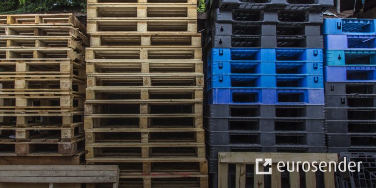 plastic pallets vs wooden pallets